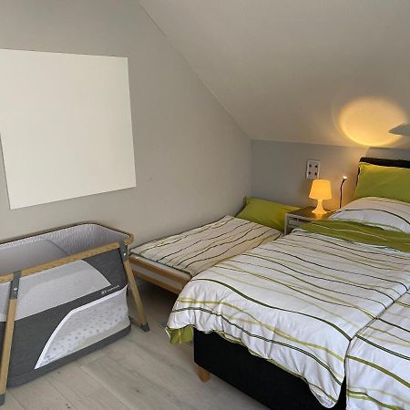 Apartment in BRE Buitenkant foto