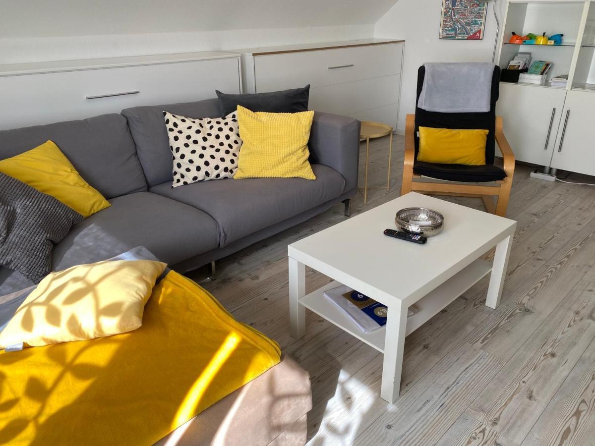 Apartment in BRE Buitenkant foto
